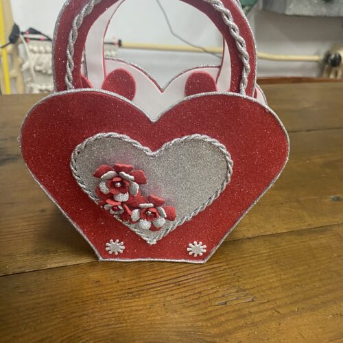 Koszyczek w kształcie serca